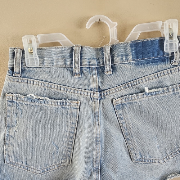 NWOT ZARA DENIM SHORTS SIZE 2 - Picture 5 of 13